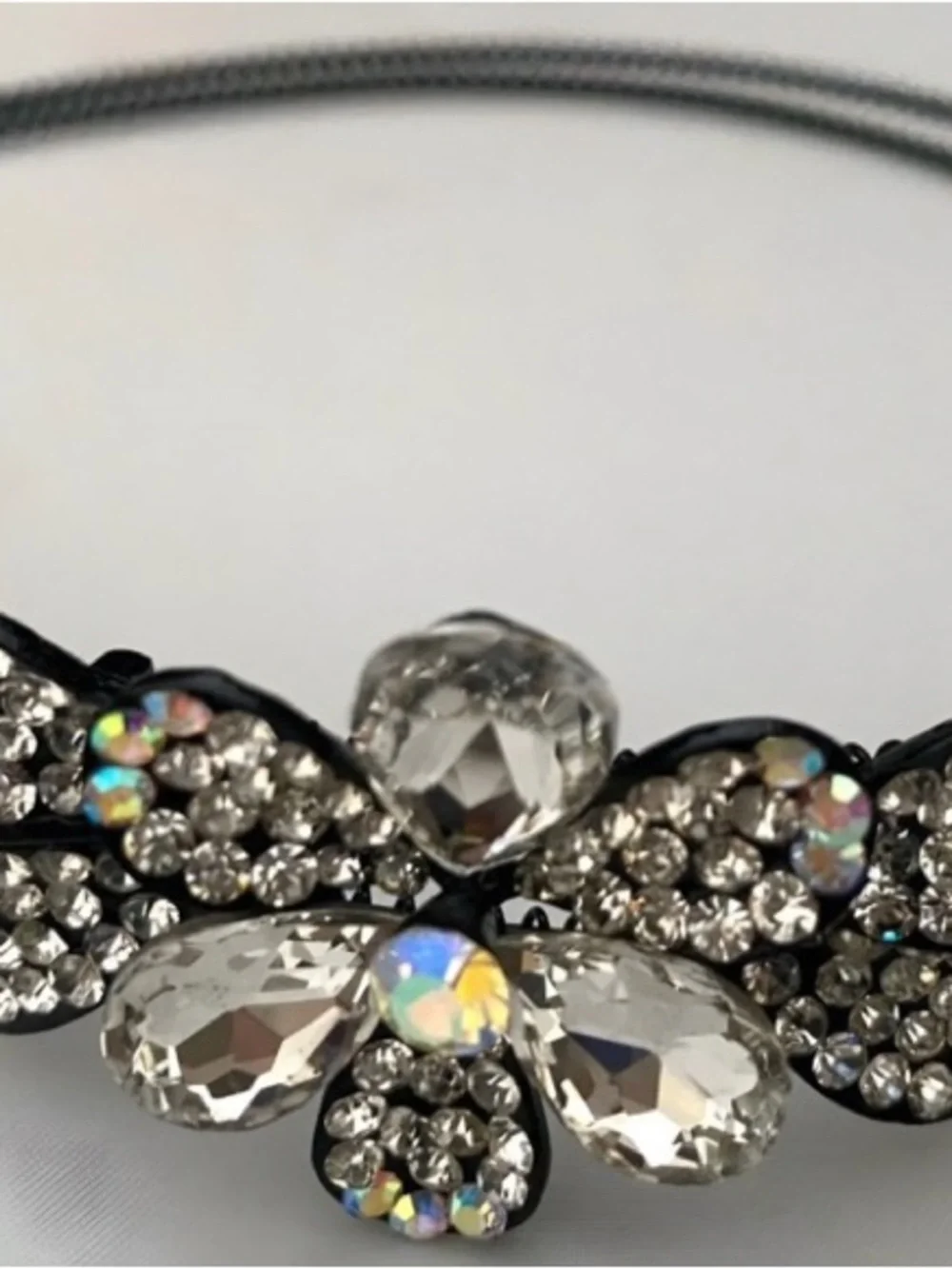Clear Crystals Floral Black Headband - Sparkling Women's Hair Accessory